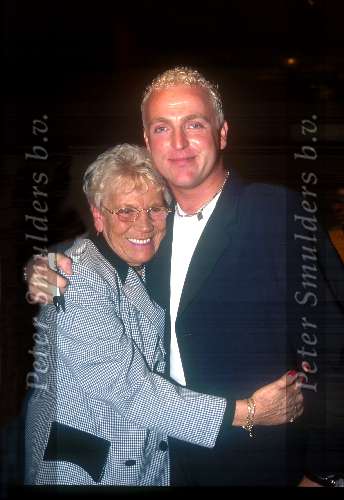 gordon met zijn moeder 1999