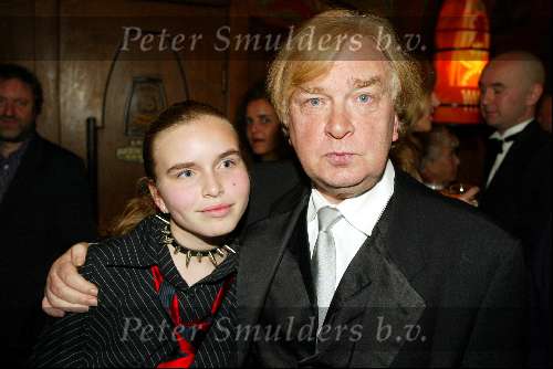 Amsterdam 10 maart 2003
Premiere liever verliefd in tushinski
Henk v d Meyden met dochter