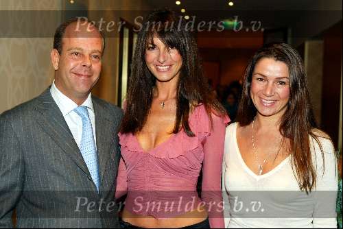 Amsterdam 8 maart 2003
Modeshow mart visser in het hilton
Irne v d Laar met vriend rene bloem en zus hetty v d laar