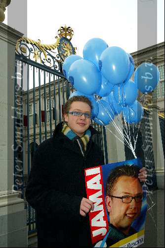 Den Haag 3 maart 2003
Jamai idols bij paleis Noordeinde