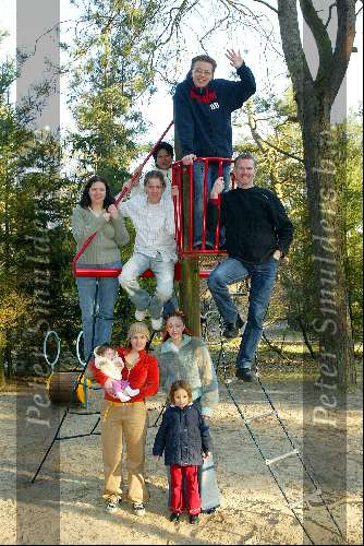 Eerbeek 14 maart 2003
Jamai idols met familie in landal park