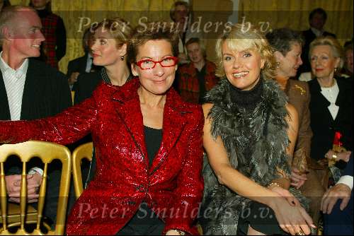 Amsterdam 10 maart 2003
Modeshow Frans Molenaar in amstel hotel.
janine v d ende en coco de meyere