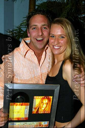 Hilversum 13 maart 2003
Presentatie cd charlotte. Aanwezig job van de bus.