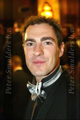 Amsterdam 9 oktober 2002 Amsterdam theater Tuschinsky
premiere \\\'Volle maan\\\'

Johan Nijenhuis 09100225

PETER SMULDERS BV