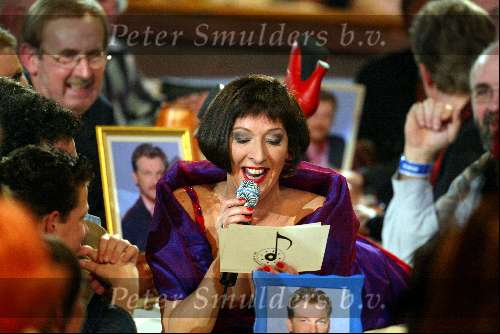 Rotterdam 1 maart 2003
Nationale songfestival in ahoy
Loes Luca