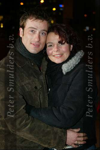 Utrecht 5 maart 2003
Premiere Mayumana  in het Beatrixtheater.
Maaike Widdershoven met vriend