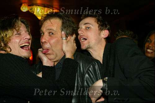 Amsterdam 10 maart 2003
Premiere liever verliefd in tushinski
maarten spanjer met tygo gernandt
