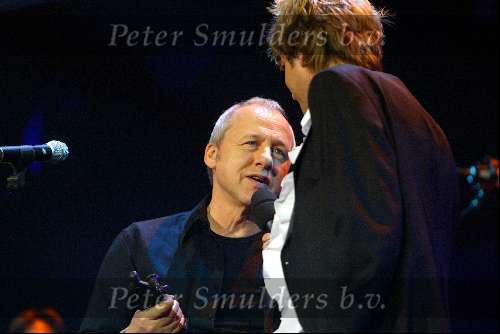 Amsterdam 6 maart 2003
uitreiking van de edison prijzen in de heineken musichall
Mark Knopfler