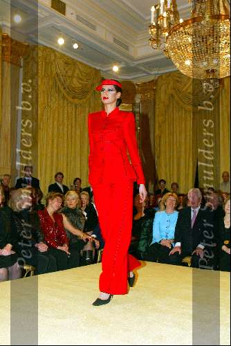 Amsterdam 10 maart 2003
Modeshow Frans Molenaar in amstel hotel.
Irene v d Laar