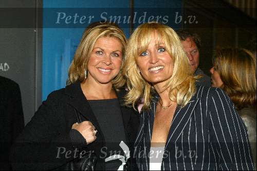 Amsterdam 6 maart 2003
uitreiking van de edison prijzen in de heineken musichall
natasja froger en bartina koeman