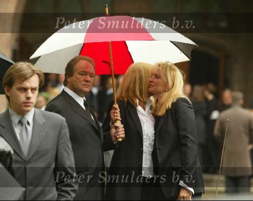 22 mei 2002
Begrafenis Elly van Berk
Natasja Froger en john v Katwijk