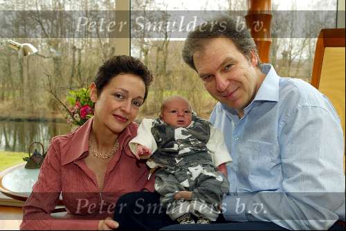Naarden 5 maart 2003
Rob Fruithof met zijn zoontje Leon en vrouw
