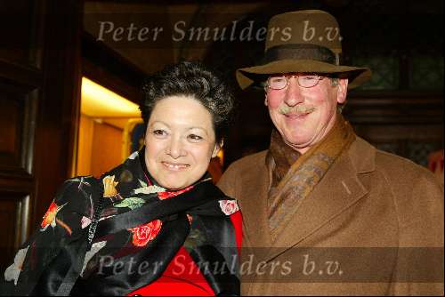 Amsterdam 14 maart 2003
Afscheid thomas lepeltak in hotel park plaza
hr en mevr schroder van biodermal