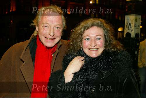 Amsterdam 11 maart 2003
boekenbal in de schouwburg van amsterdam
simon vinkenoog met vrouw