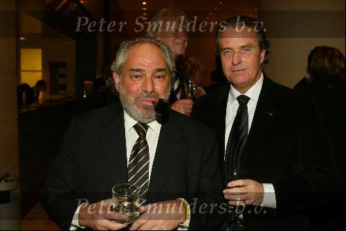 Amsterdam 8 maart 2003
modeshow mart visser in hilton
sjaak snoek en Hennie Cruyff