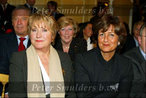 Amsterdam 10 maart 2003
Modeshow Frans Molenaar in amstel hotel.
jasperina de jong en sylvia toth