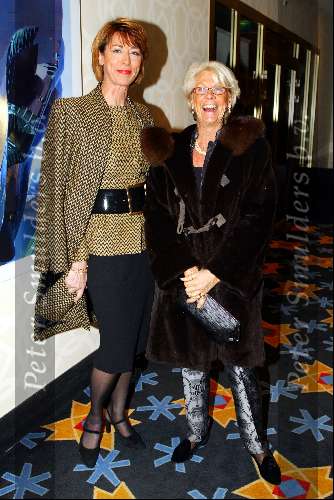 Amsterdam 8 maart 2003
Modeshow mart visser in het hilton
Bonnie Huf en Tineke de Groot