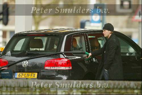 Amsterdam 9 maart 2003
Winston Gerschtanowitz met zijn vw Toureg