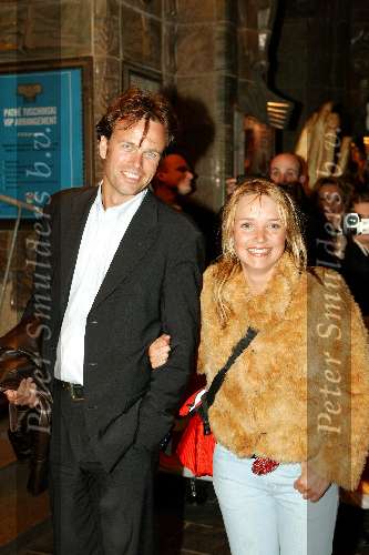 Amsterdam 10 maart 2003
premiere liever verliefd in Tushinski
Yvonne Jaspers met man