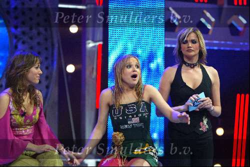 Hilversum 6 maart 2004
Idols in studio 22.  
AliceI dols  Meike Idols en Tooske Breugem