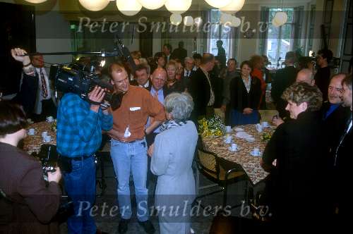 29 April 1997
Koninklijke onderscheiding voor Anneke Gronloh