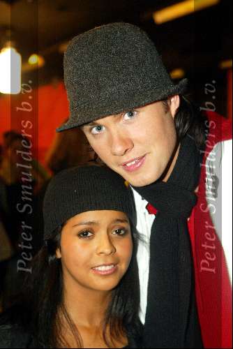 Hilversum 6 maart 2004
Idols in studio 22. Boris Idols met vriendin
De 10 finalisten