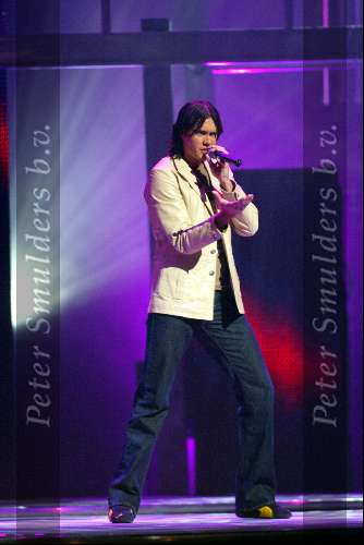 Hilversum 6 maart 2004
Idols in studio 22. Boris Idols tijdens zijn optreden
De 10 finalisten