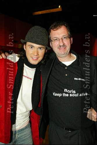 Hilversum 13 maart 2004
Finale Idols in studio 22 in Hilversum.
Boris Idols met zijn vader