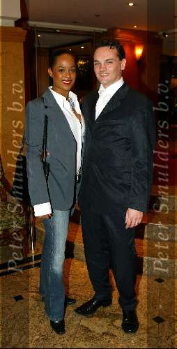 Amsterdam 16 maart 2004
Modeshow Ronald Kolck in koepelkerk.
Chaira Borderslee met vriend