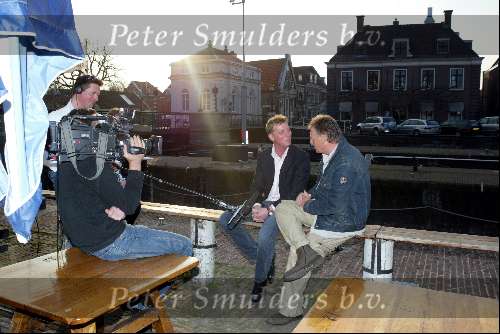 Muiden 29 maart 2003
Presentatie dvd Gerard Joling bij Cafe ome Ko in Muiden.
Henny Huisman en DJ Dave Heijneman