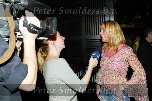 Amsterdam 3 maart 2004
Presentatie nieuw magazine Jacky in Jimmy Woo.
Ellemieke Vermolen