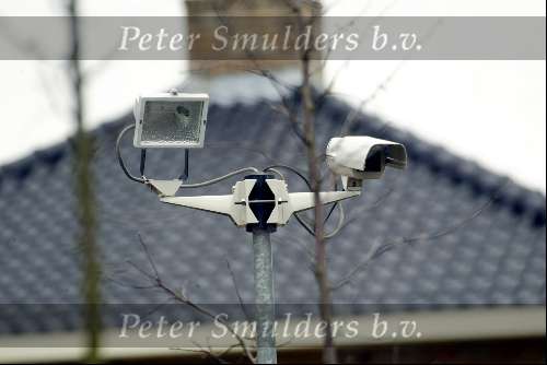 Fijnaart 7 maart 2004
Huis van Frans Bauer met allemaal beveiligings cameras.