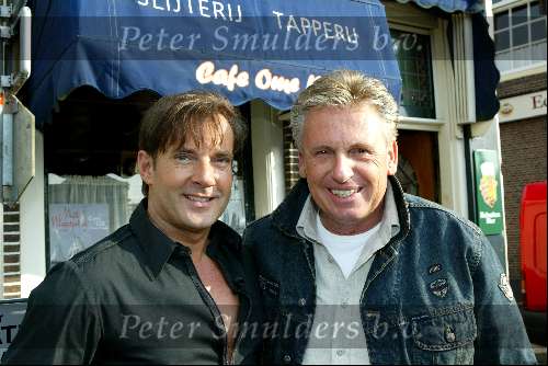 Muiden 29 maart 2003
Presentatie dvd Gerard Joling bij Cafe ome Ko in Muiden.
Henny Huisman en Gerard Joling