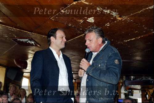 Muiden 29 maart 2003
Presentatie dvd Gerard Joling bij Cafe ome Ko in Muiden.
Henny Huisman met Carlo Boszhard