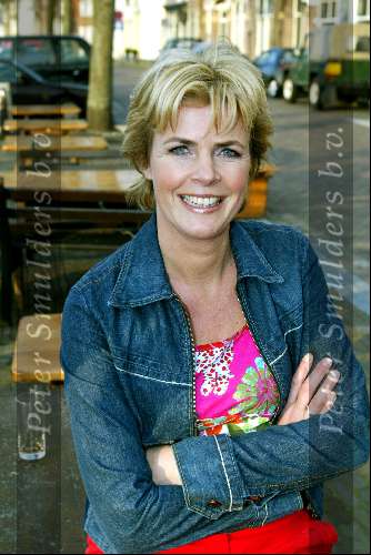 Muiden 29 maart 2003
Presentatie dvd Gerard Joling bij Cafe ome Ko in Muiden.
Irene Moors