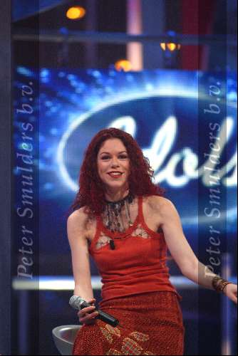 Hilversum 6 maart 2004
Idols in studio 22. Irma Idols tijdens haar optreden
De 10 finalisten  .