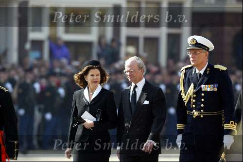 Delft 30 maart 2004
Begrafenis prinses Juliana in Grote kerk 
Koning Carl Gustaf en koningin Silvia