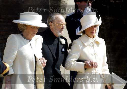 Delft 30 maart 2004
Begrafenis prinses Juliana in Grote kerk 
Koningin Beatrix Prins Bernhard en Prinses Irene