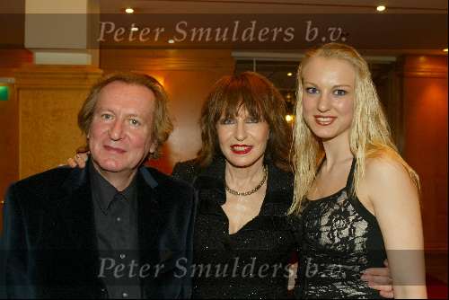 Amsterdam 16 maart 2004
Modeshow Rnald Kolck in koepelkerk.
Liesbeth list met dochter een man