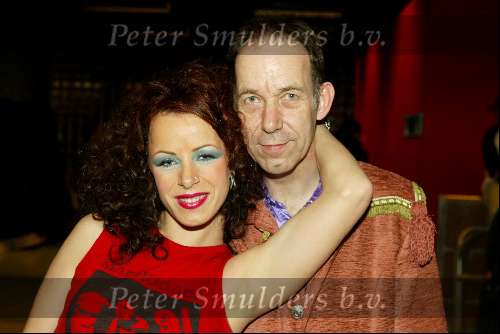Amsterdam 27 maart 2004
Finale Idols in studio 21.
Marlies  Idols  met vader
