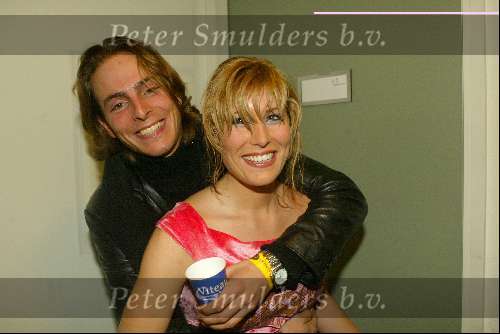 Hilversum 6 maart 2004
Idols in studio 22. 
Maud Idols met vriend