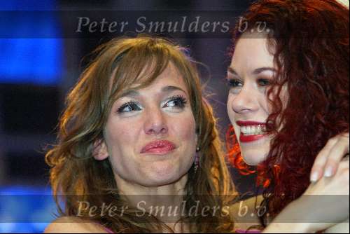 Hilversum 6 maart 2004
Idols in studio 22. Meike Idols met Irma Idols
Eerste finale ronde 2004