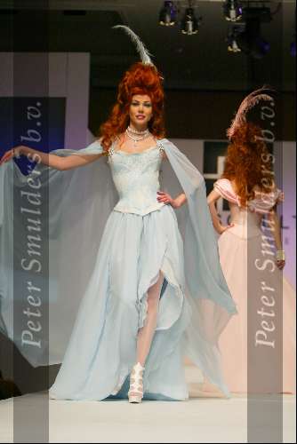 Amsterdam 14 maart 2004
Modeshow Paul Schulten in het Okura hotel.
Paul Schulten