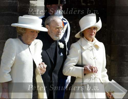 Delft 30 maart 2004
Begrafenis prinses Juliana in Grote kerk 
Koningin Beatrix Prins Bernhard en Prinses Irene