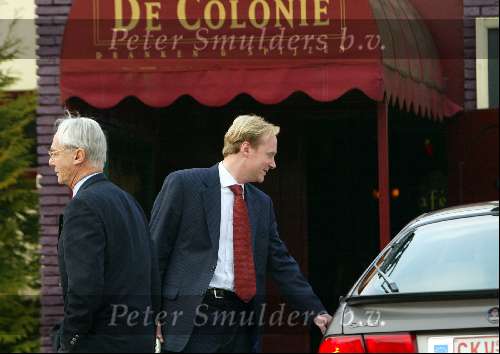 Graveland 11maart 2004
Prins Carlos en zijn vader Prins Carl Hugo lunchen bij restaurant de Colonie.
