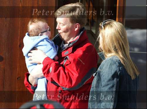 Lech 17 maart 2004
Prinses Maxima, Prins Willem Alexander en  Prinses Amalia   in Lech.