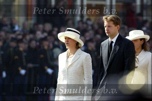 Delft 30 maart 2004
Begrafenis prinses Juliana in Grote kerk . Prinses  Caroline en prins floris