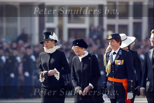 Delft 30 maart 2004
Begrafenis prinses Juliana in Grote kerk . Maxima met hofdame