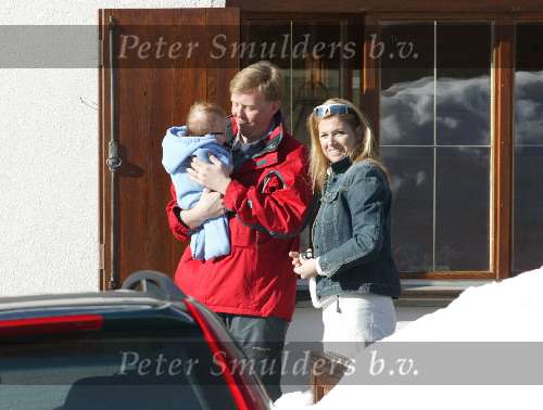 Lech 17 maart 2004
Prinses Maxima, Prins Willem Alexander en  Prinses Amalia   in Lech.