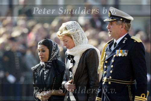 Delft 30 maart 2004
Begrafenis prinses Juliana in Grote kerk 
Prinses Noor v Jordanie